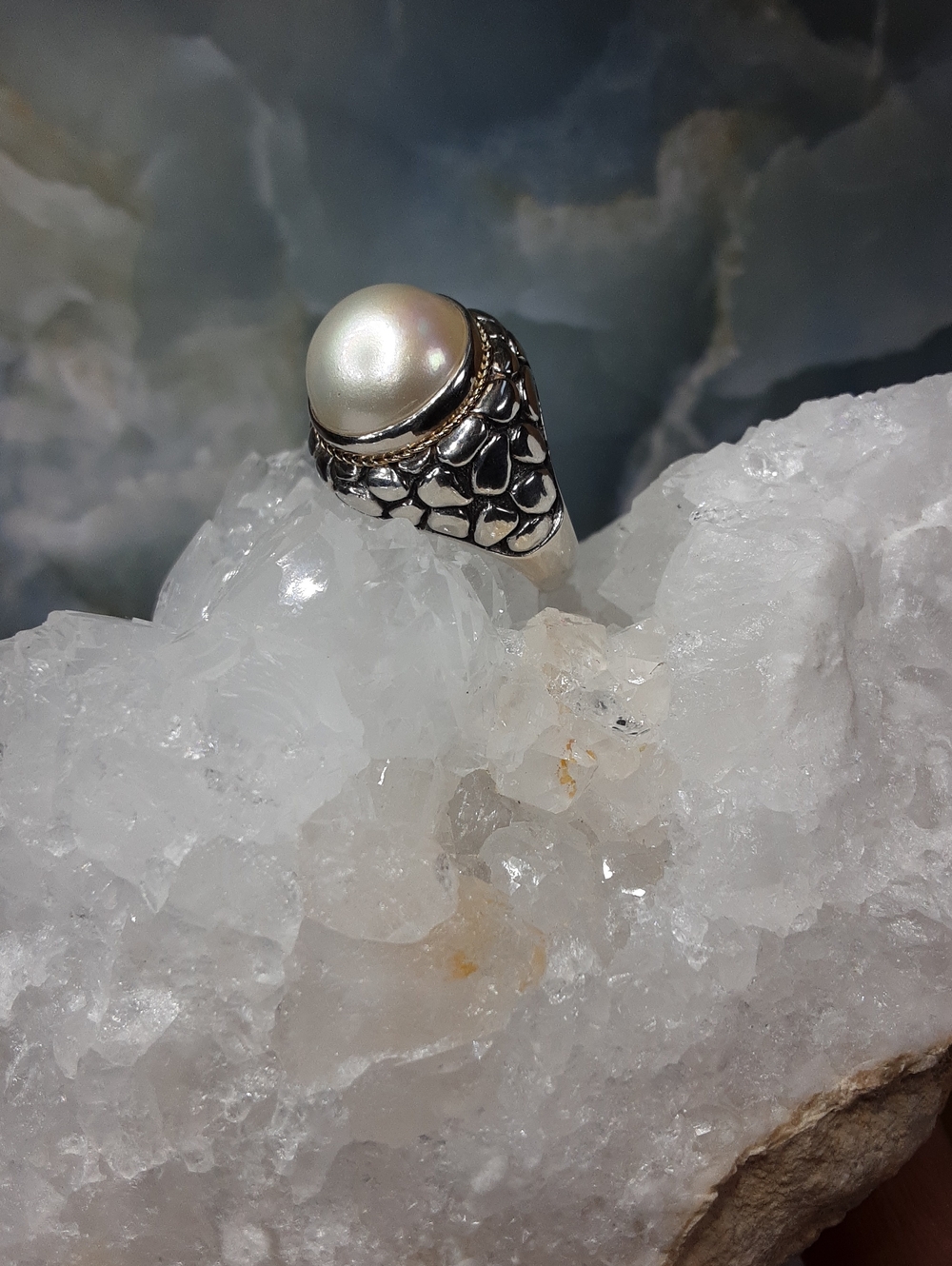 925, 18k pearl artisan crafted ring.